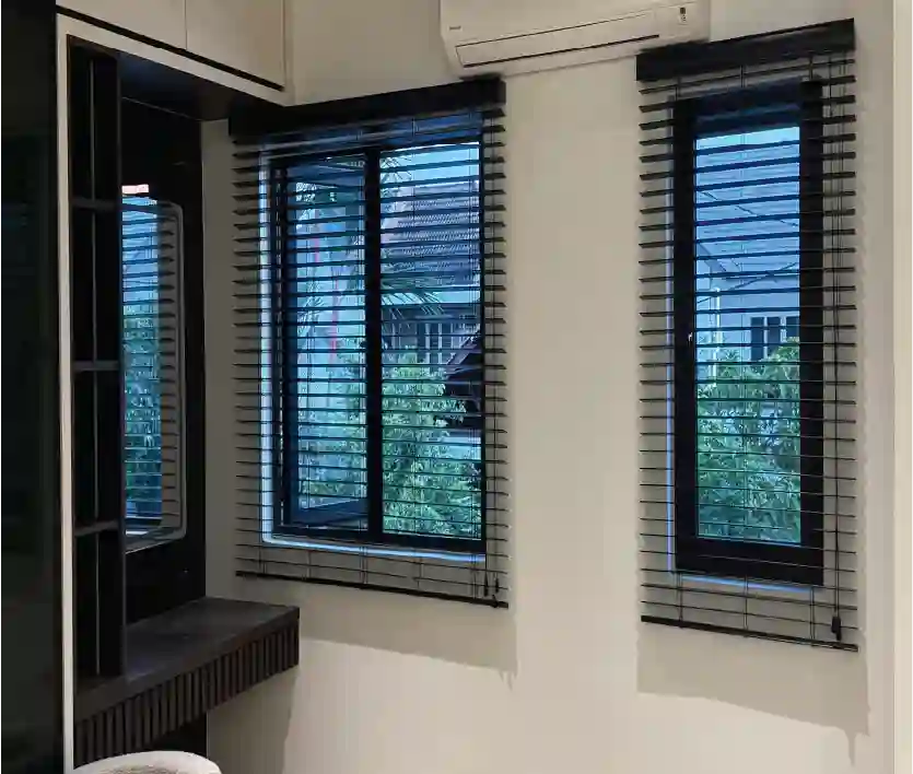Ckool installer fitting window film on site